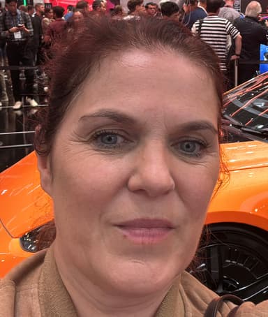 Sabine-Heike Zwaller